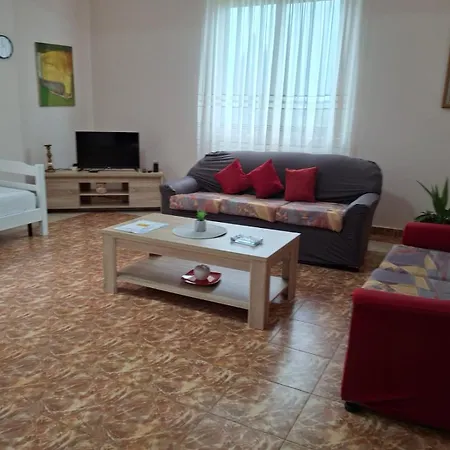 Apartment Jozi Kaiser 1 *