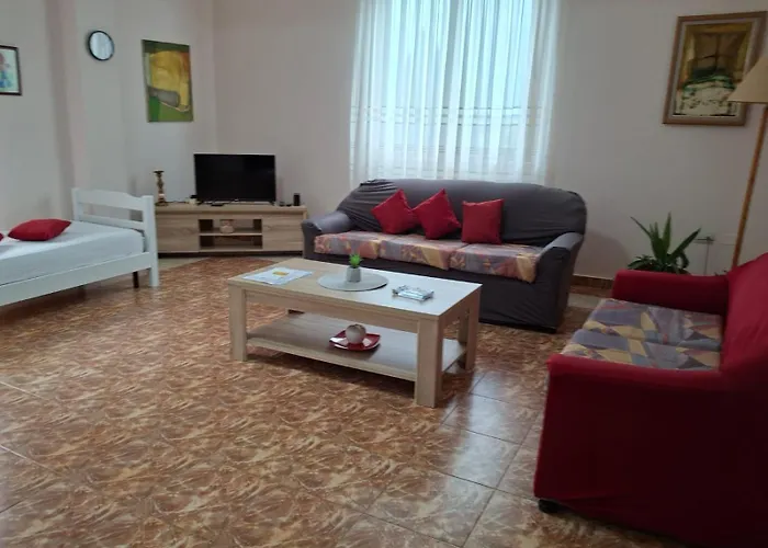 Apartament Jozi Kaiser 1 *